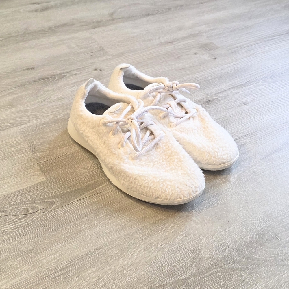 Allbirds White Merino Wool Sneakers Size 9